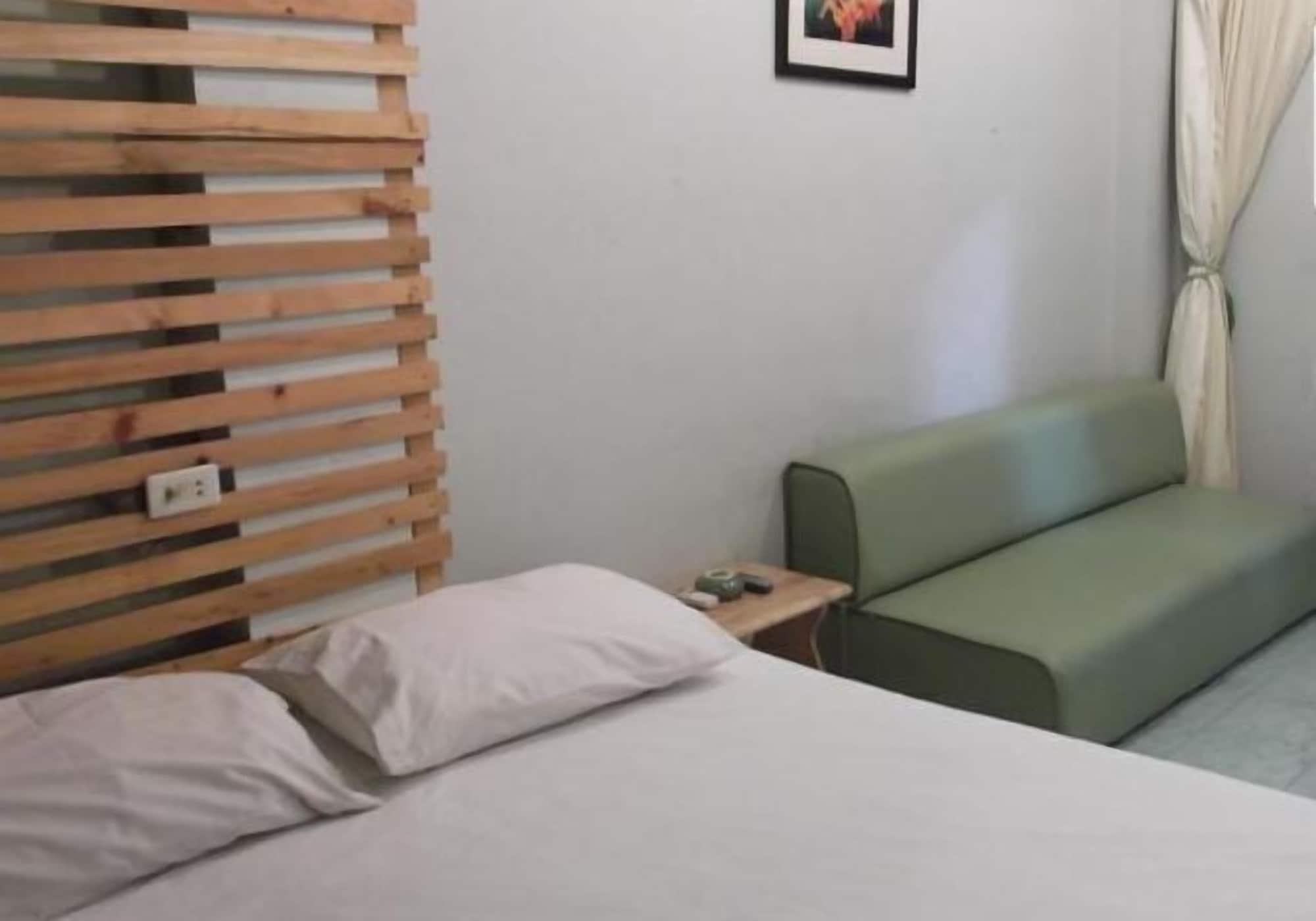Anong Hotel