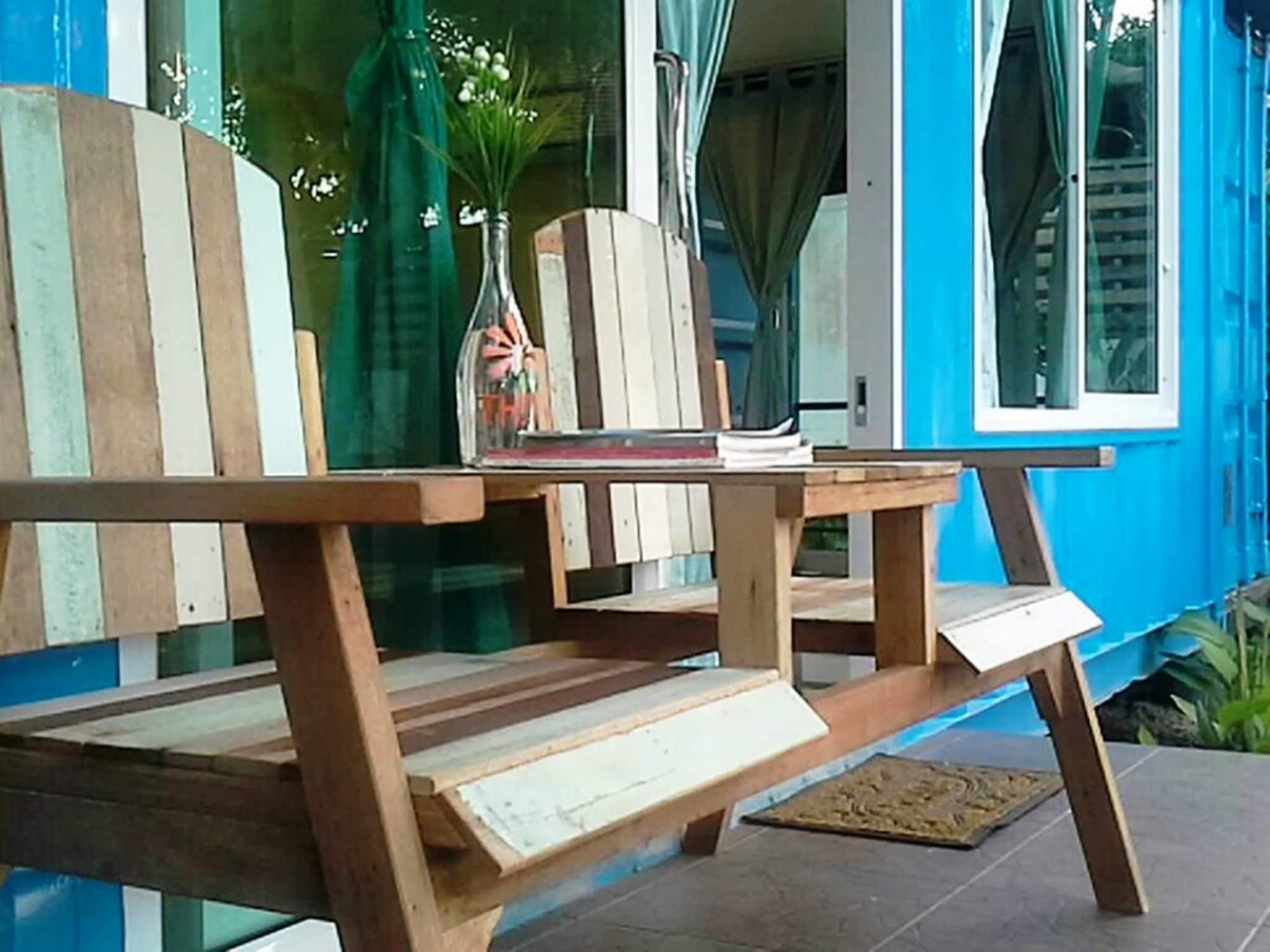 Think & Retro Cafe Samui * Lipa Noi