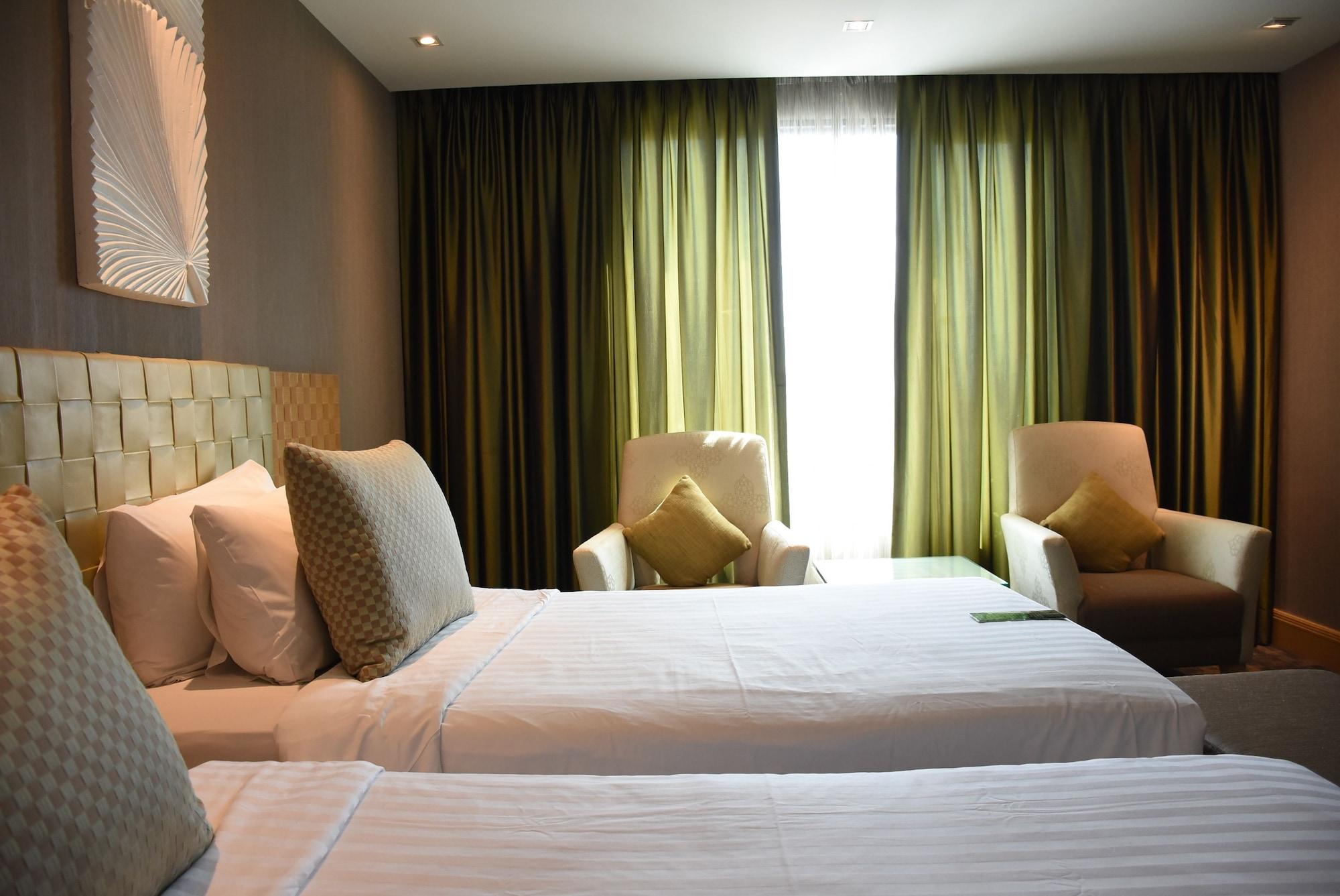 Hotel Grand Richmond Stylish Convention 5*