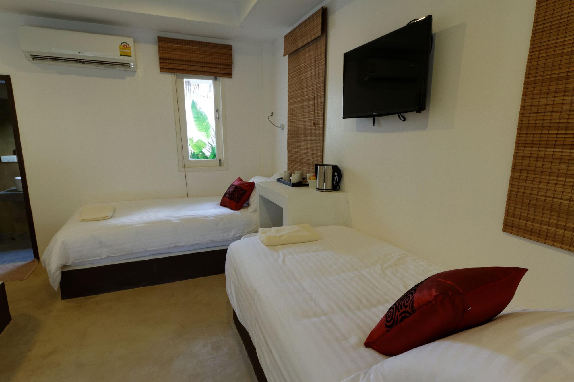 The White Hotel 3*