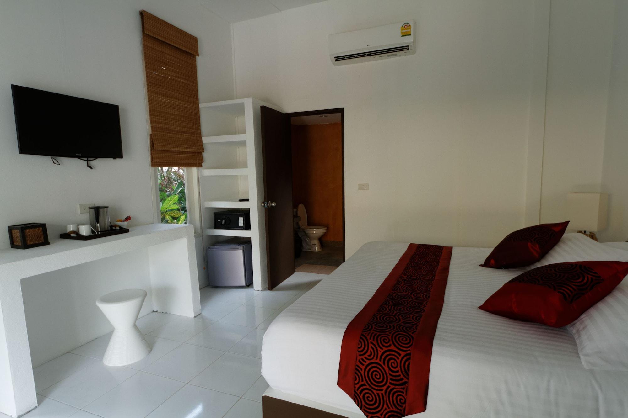 Hotel The White