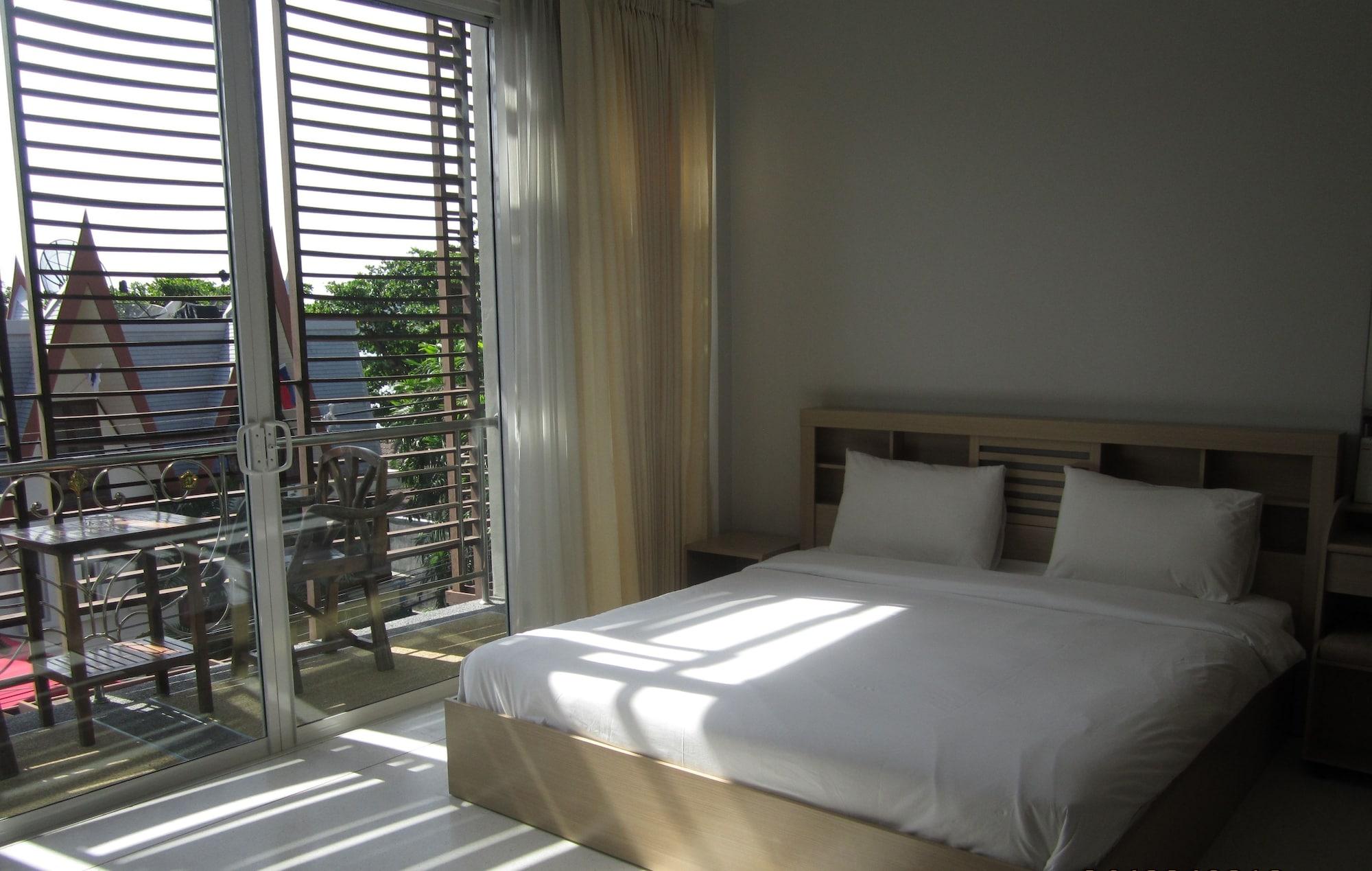 Kata Hiview 3* Karon