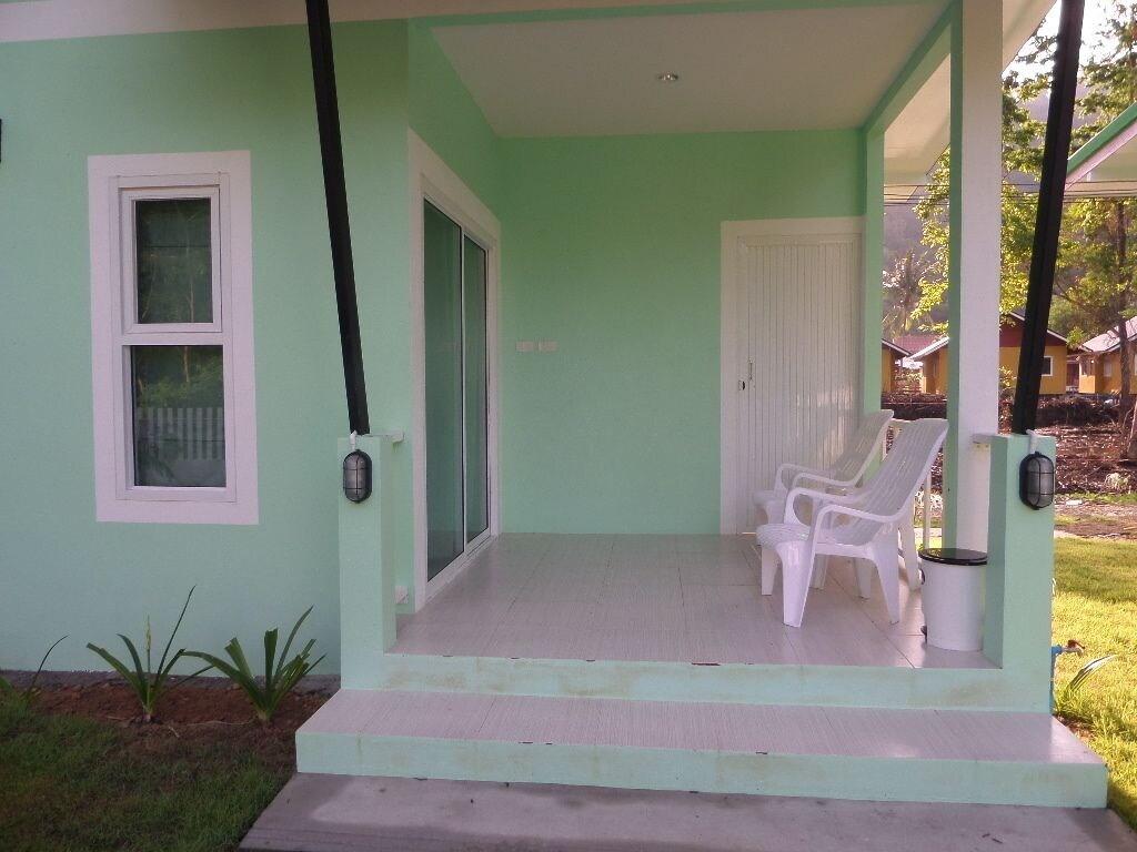 Lanta Triple Novel Guest house
