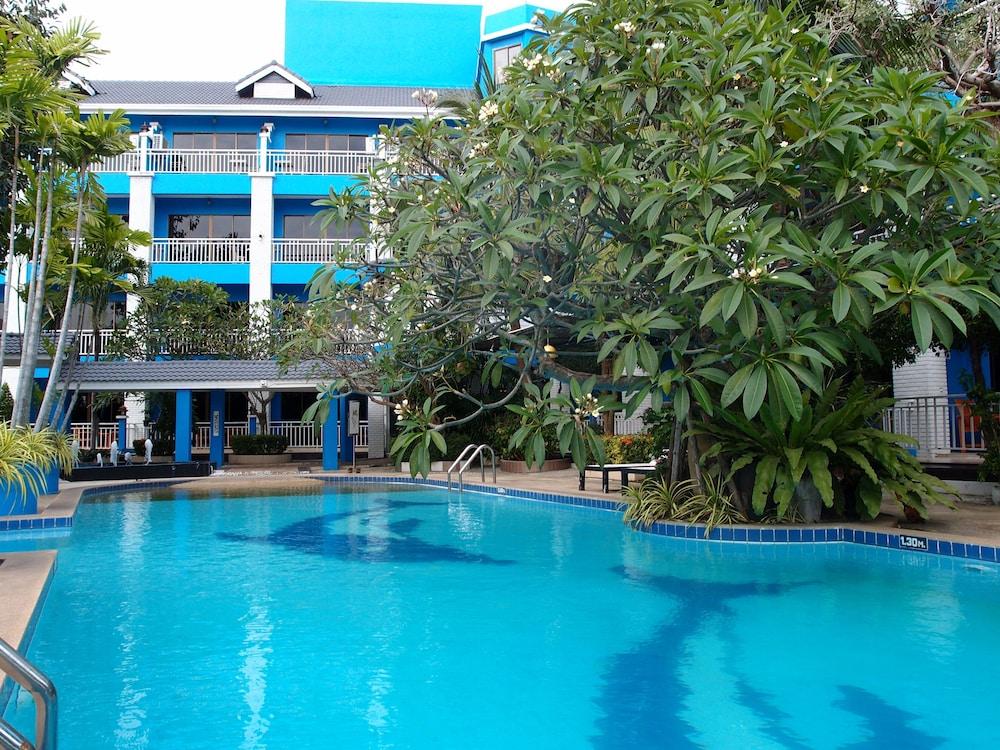 Blue Garden Pattaya Inn