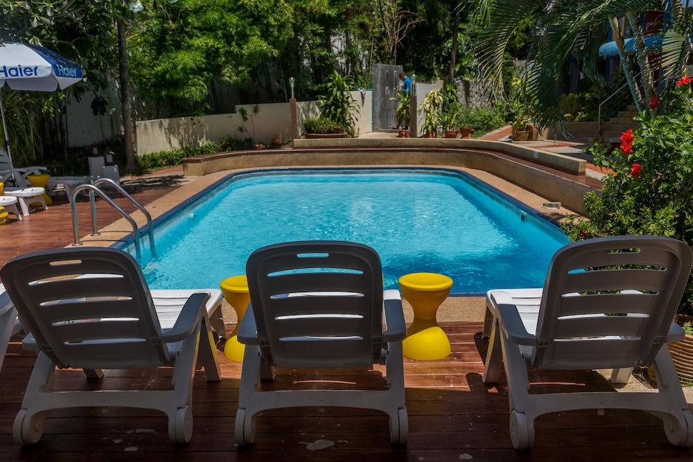 Porterhouse Beach Hotel Hotel 3*