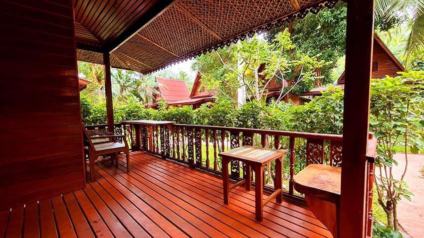 Longtail Resort 2*