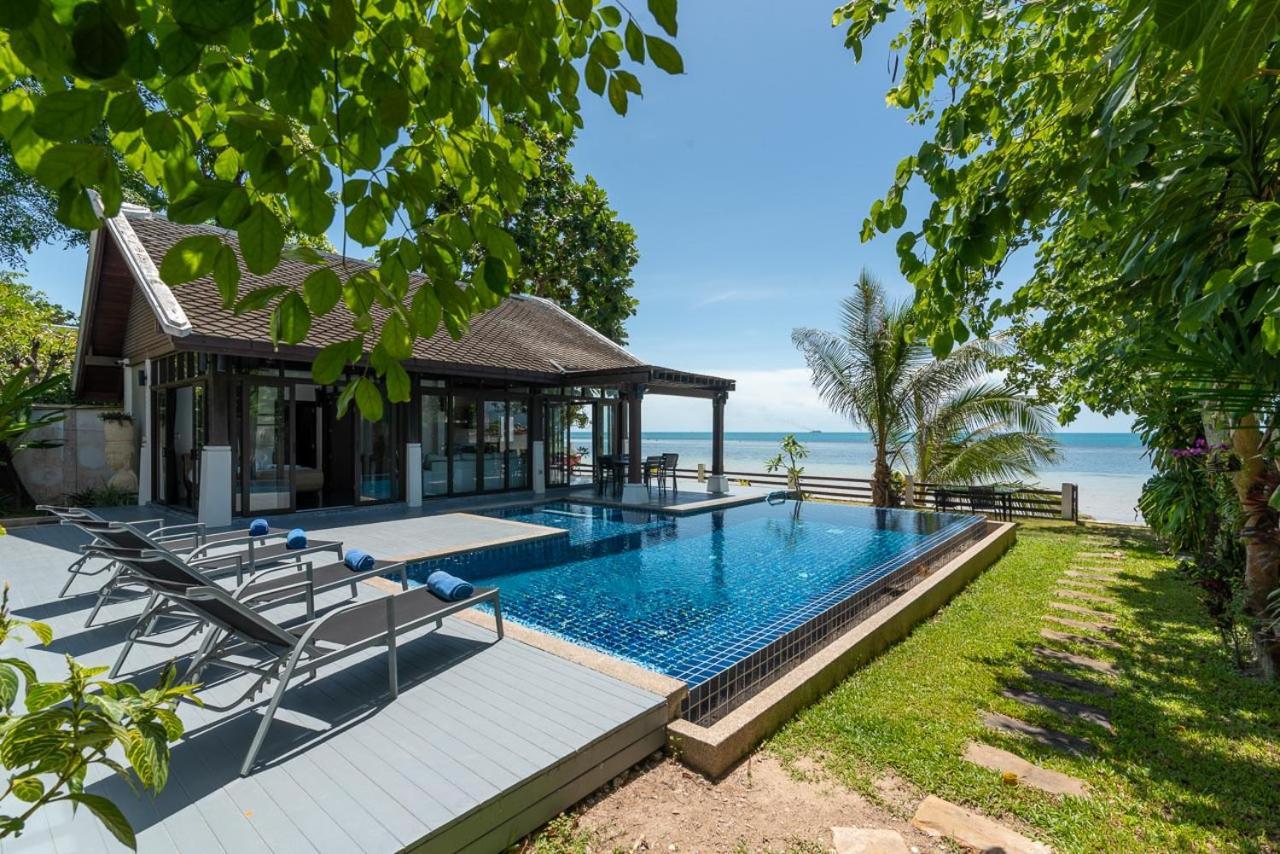 Front Villa