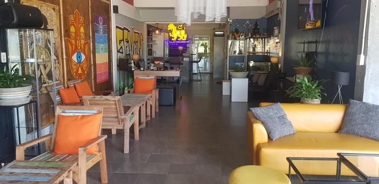 Seven 77 Club Hostel