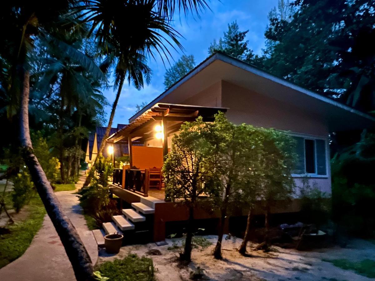 Resort Ao Thong