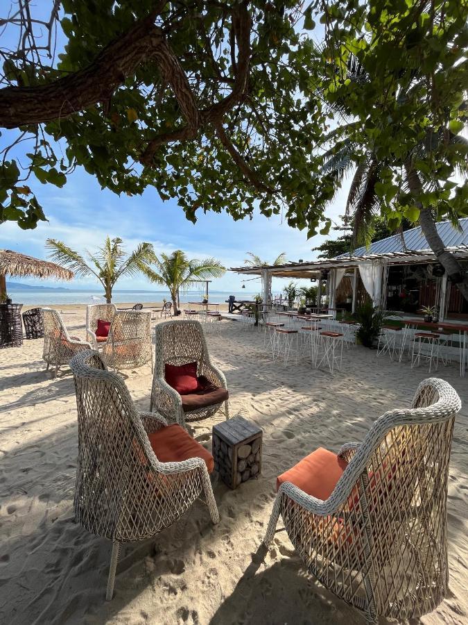 Resort Sabaii Bay 3*