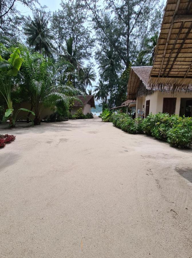 Angkana Adults Only 3*