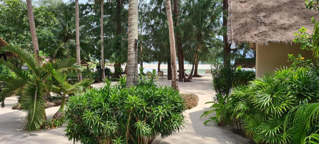 Angkana Adults Only 3*