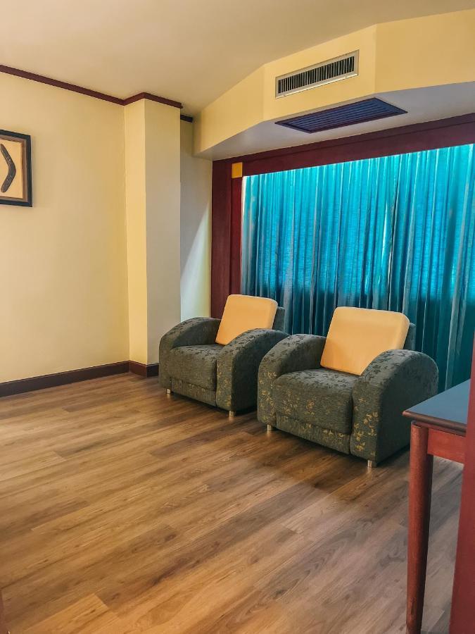 Hotel Neo Hatyai 2*