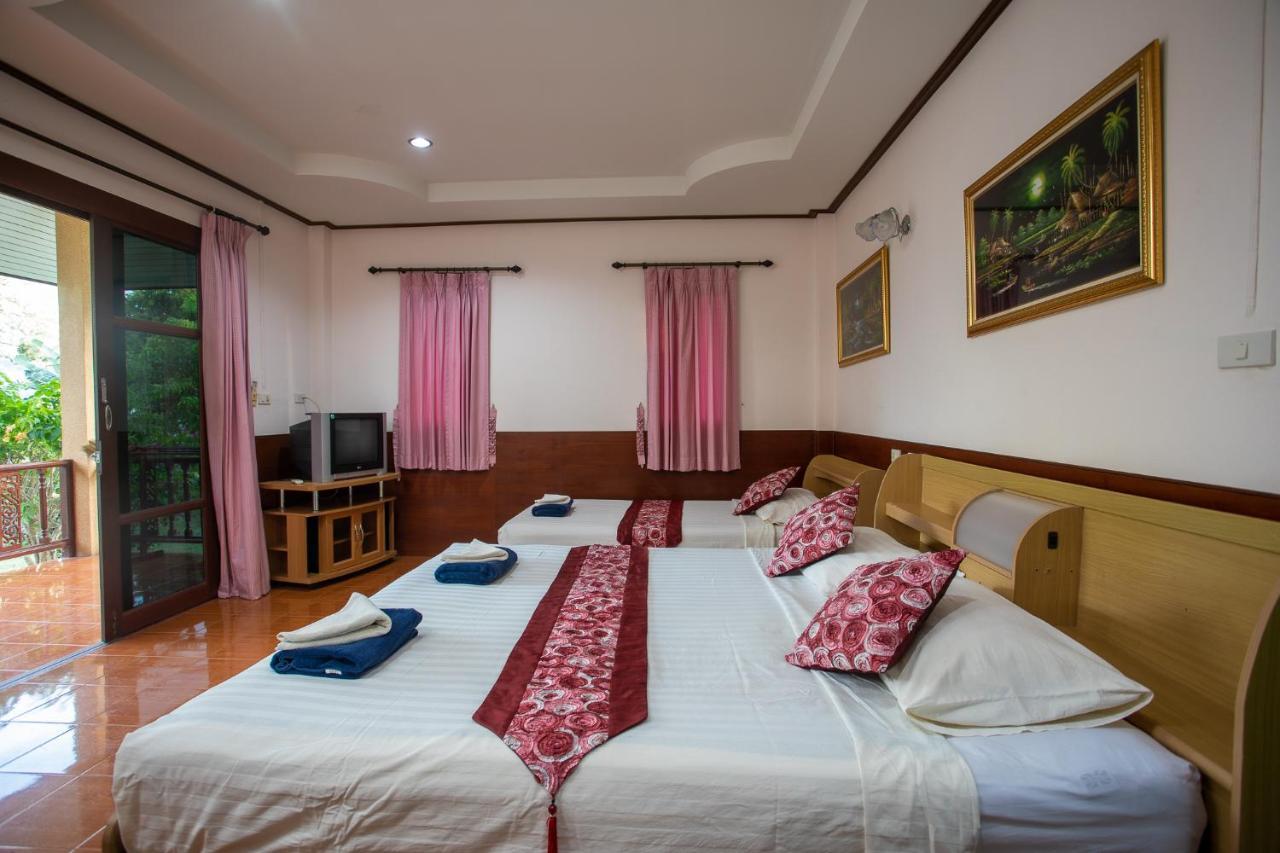 Rung Arun Resort 2*