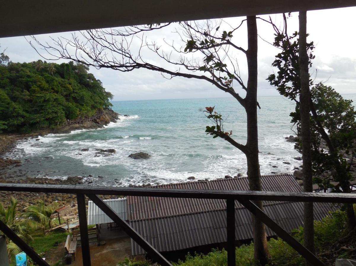 Cliff 3*