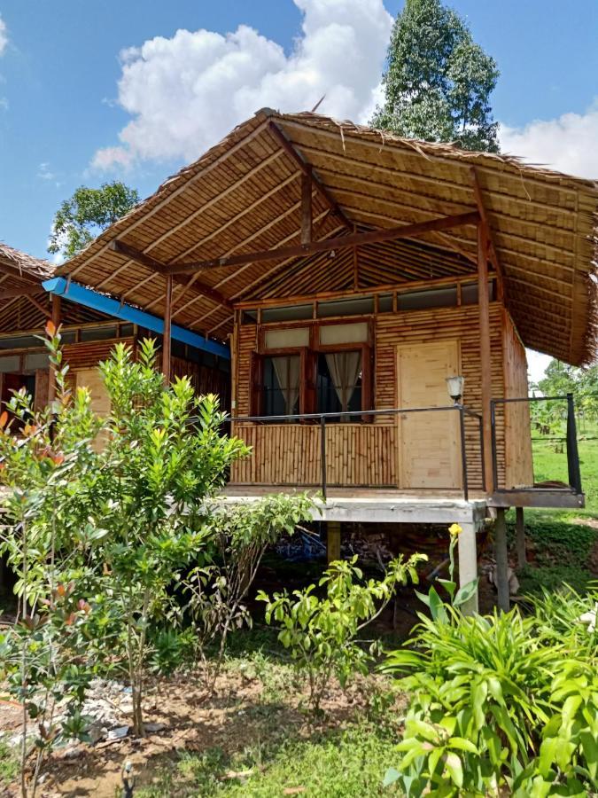 Bansuanphutarn Hotel