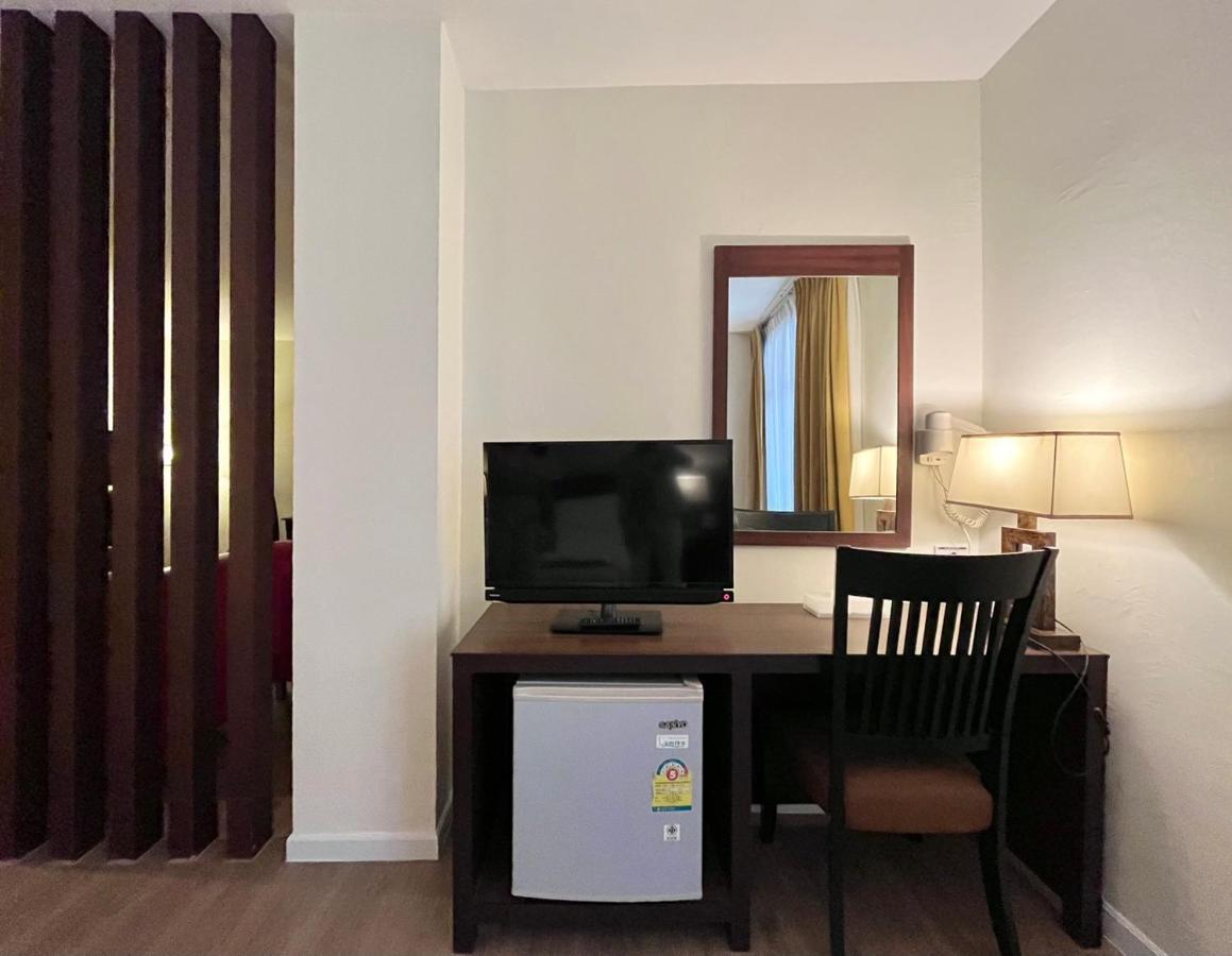 Hotel Golden Crown Grand 3*