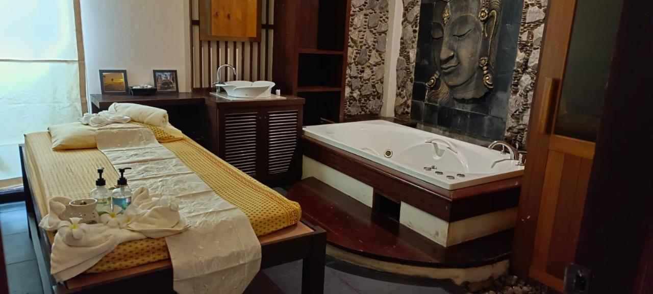 Phangan Paragon & By Pure Lifestyle Resort