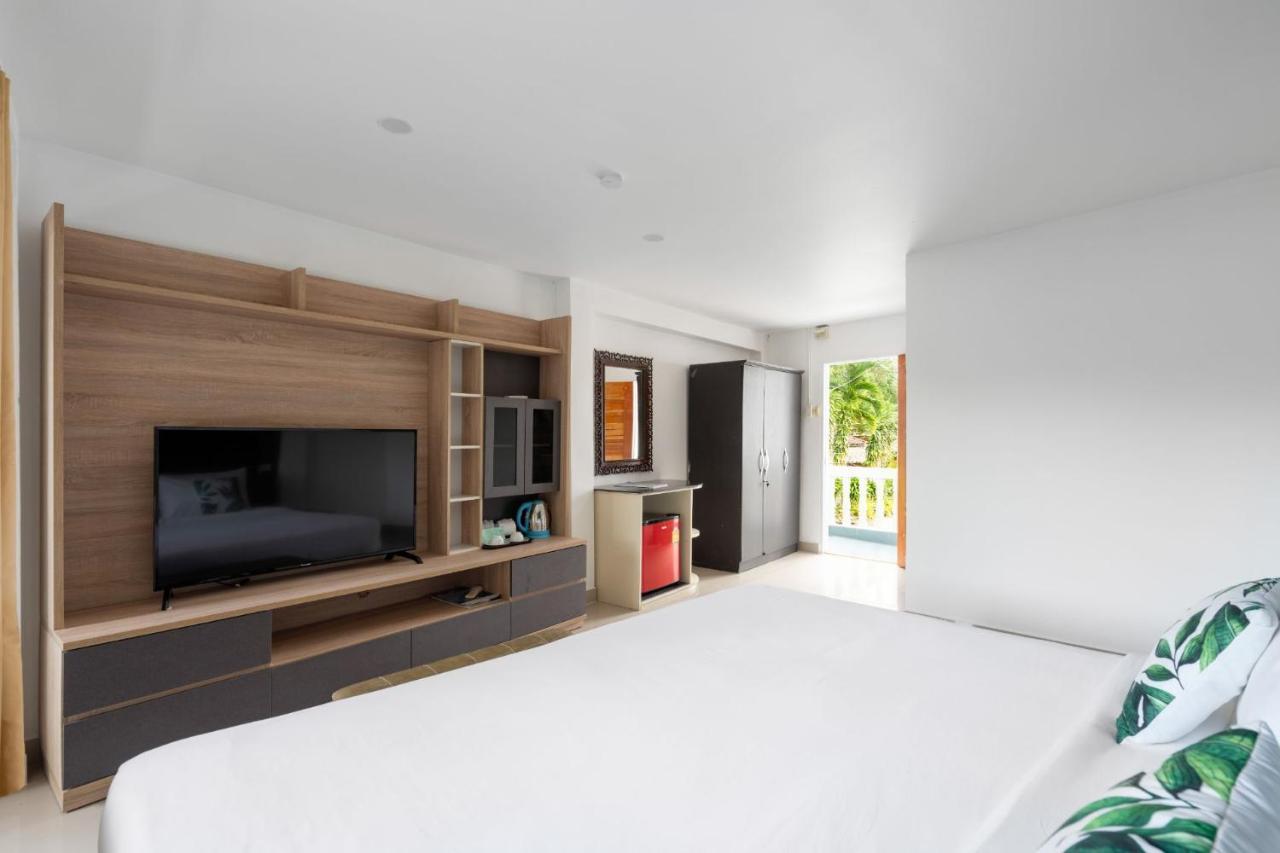 Hotel 4u Samui 3*