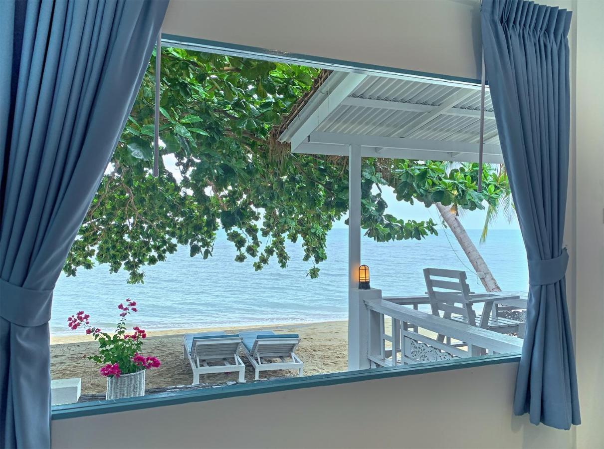 Resort Sea