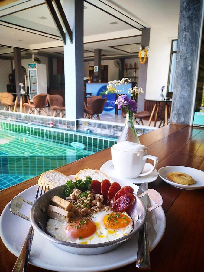 Billabong And Cafe Hotel 3*