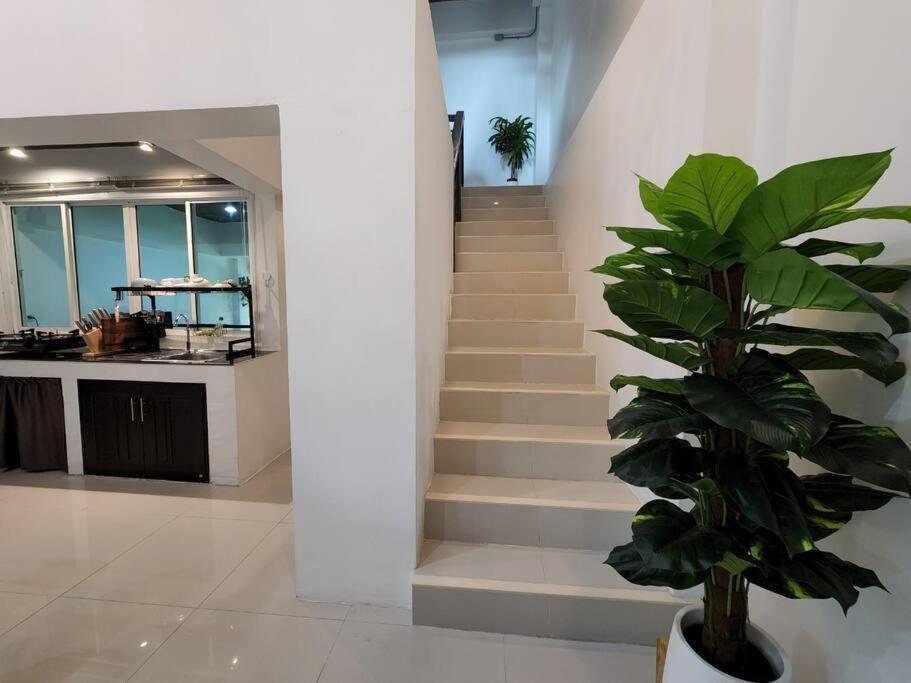 Boxsoon Nimman 3 # 4beds 4bahts Villa
