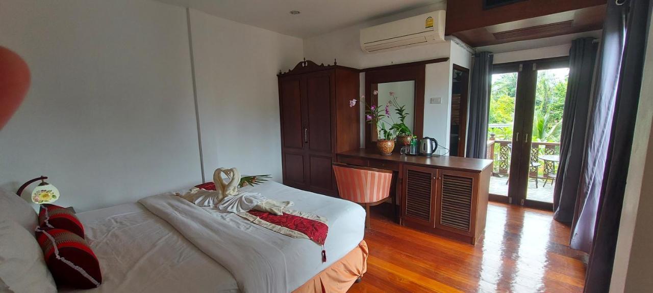 Phangan Paragon & By Pure Lifestyle