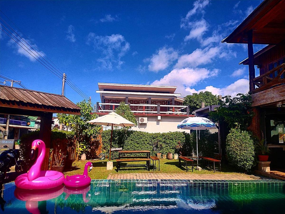 Billabong And Cafe Hotel 3*