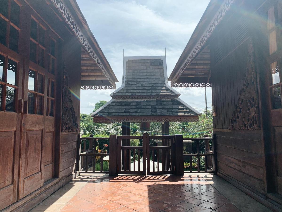 Baansuwanburi - บ้านสุวรรณบุรี 3*