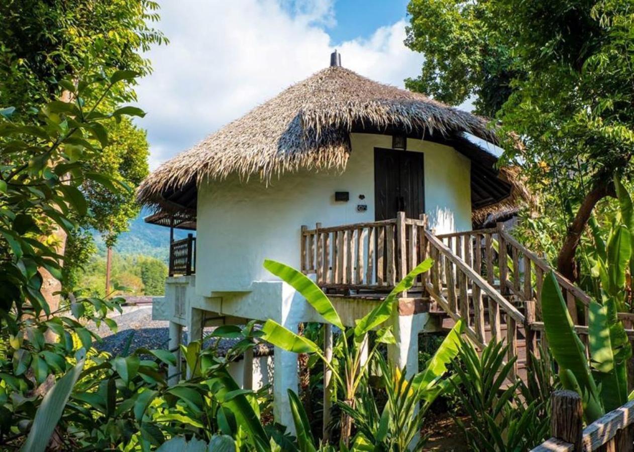 Aana & 4* Koh Chang