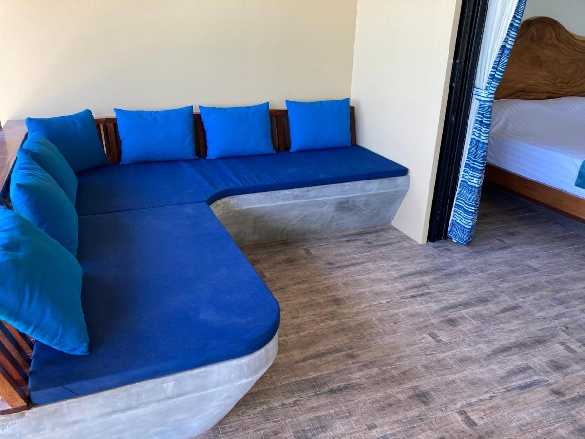 Hotel Absolute Beachfront 5*