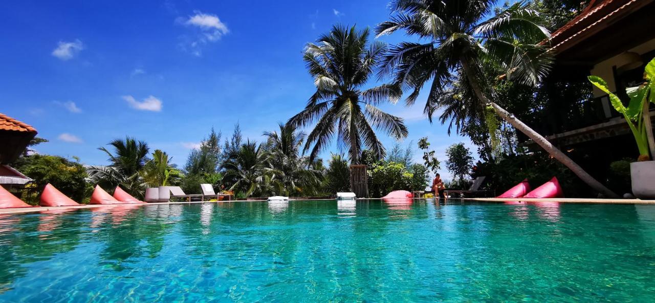 Hotel Red Pearl