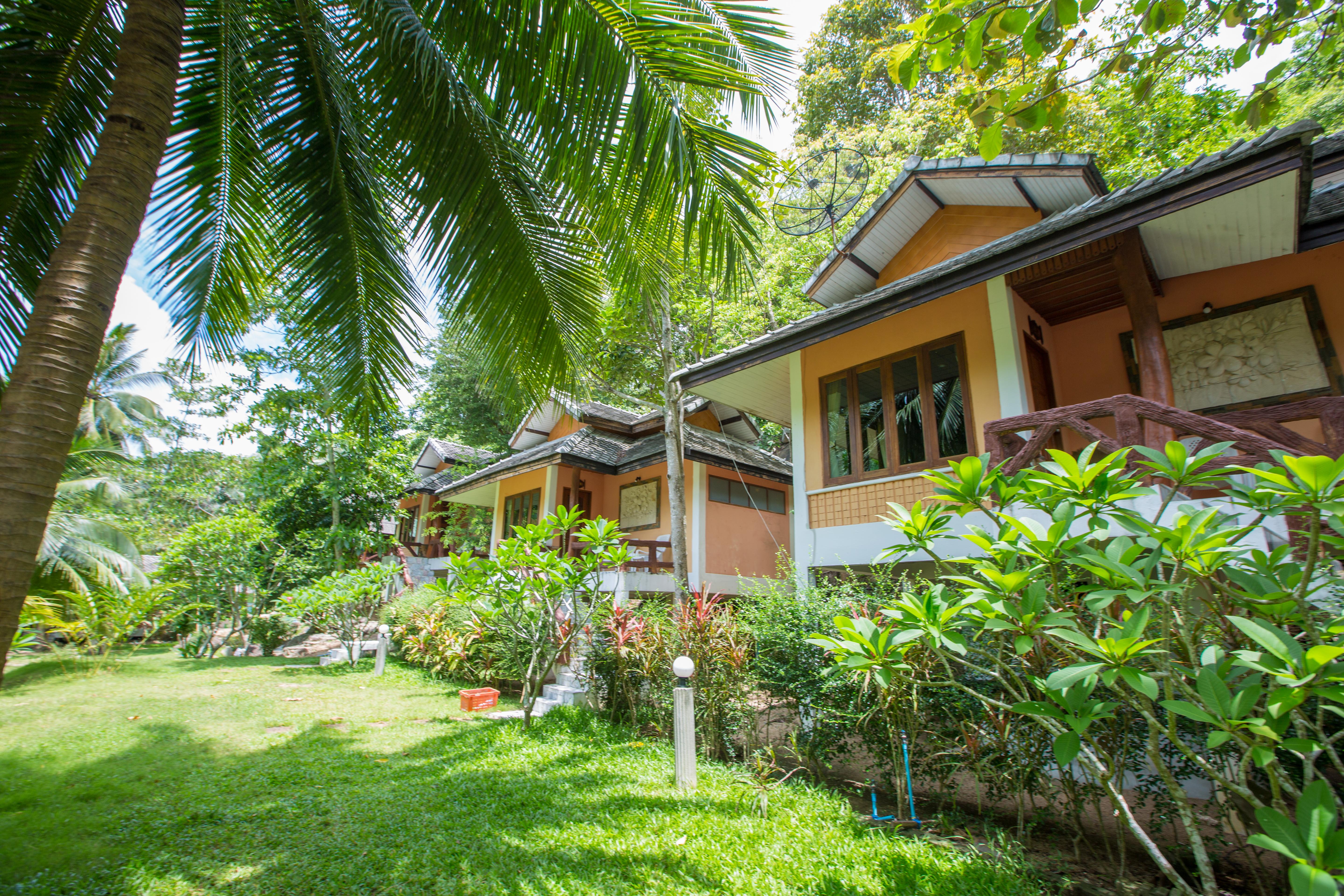 Bottle 1 Resort