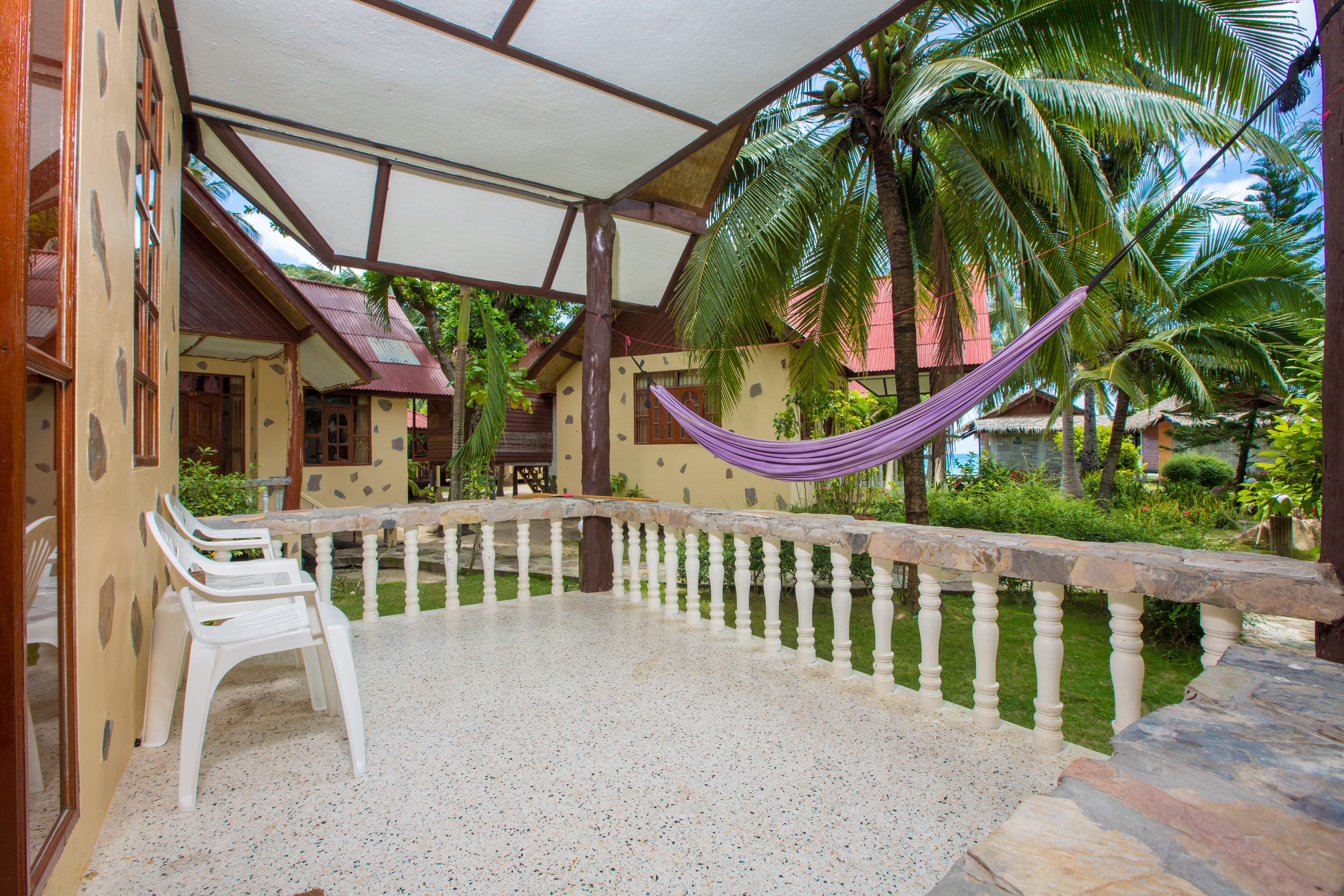 Bottle 1 Resort 3*