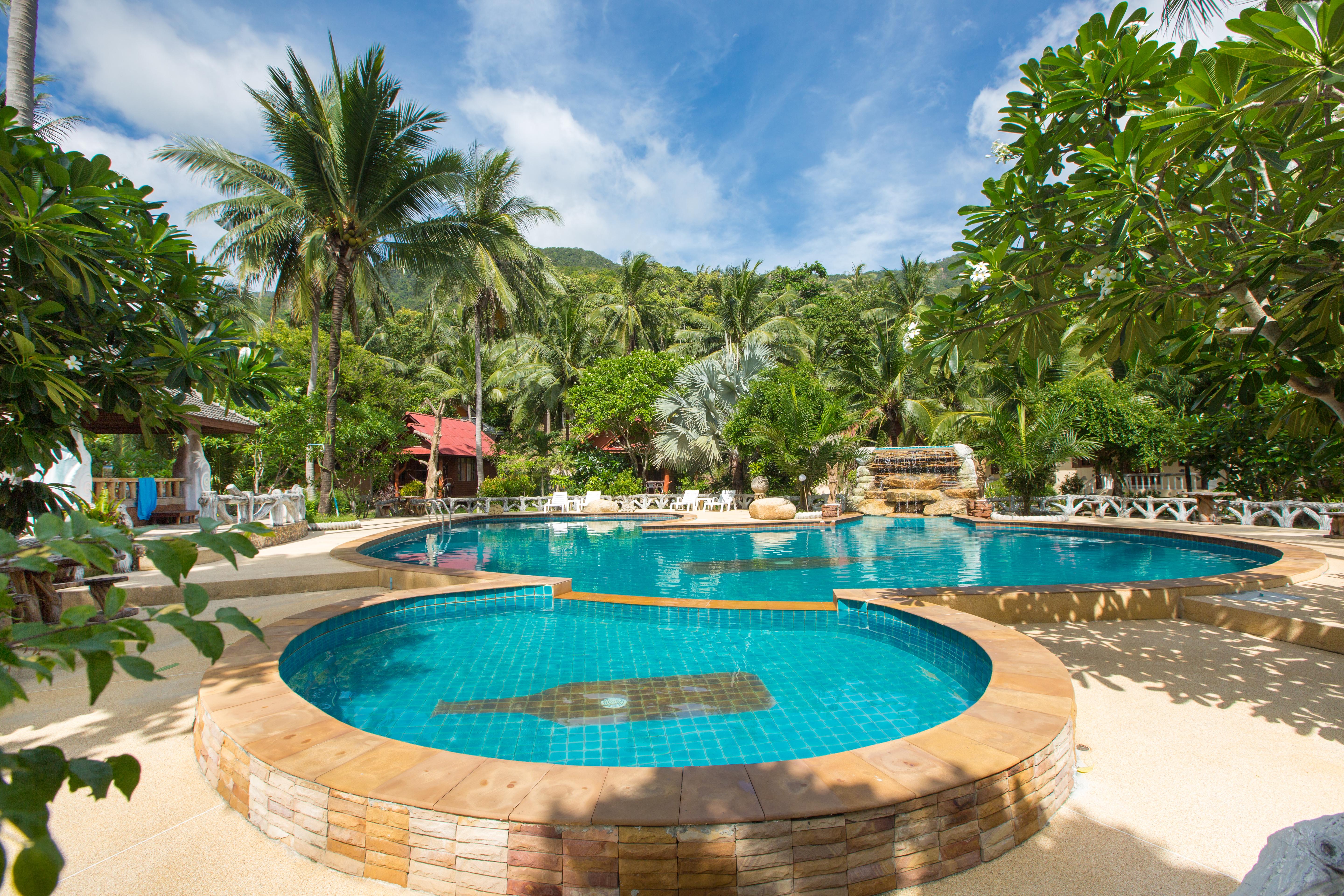 Bottle 1 Resort