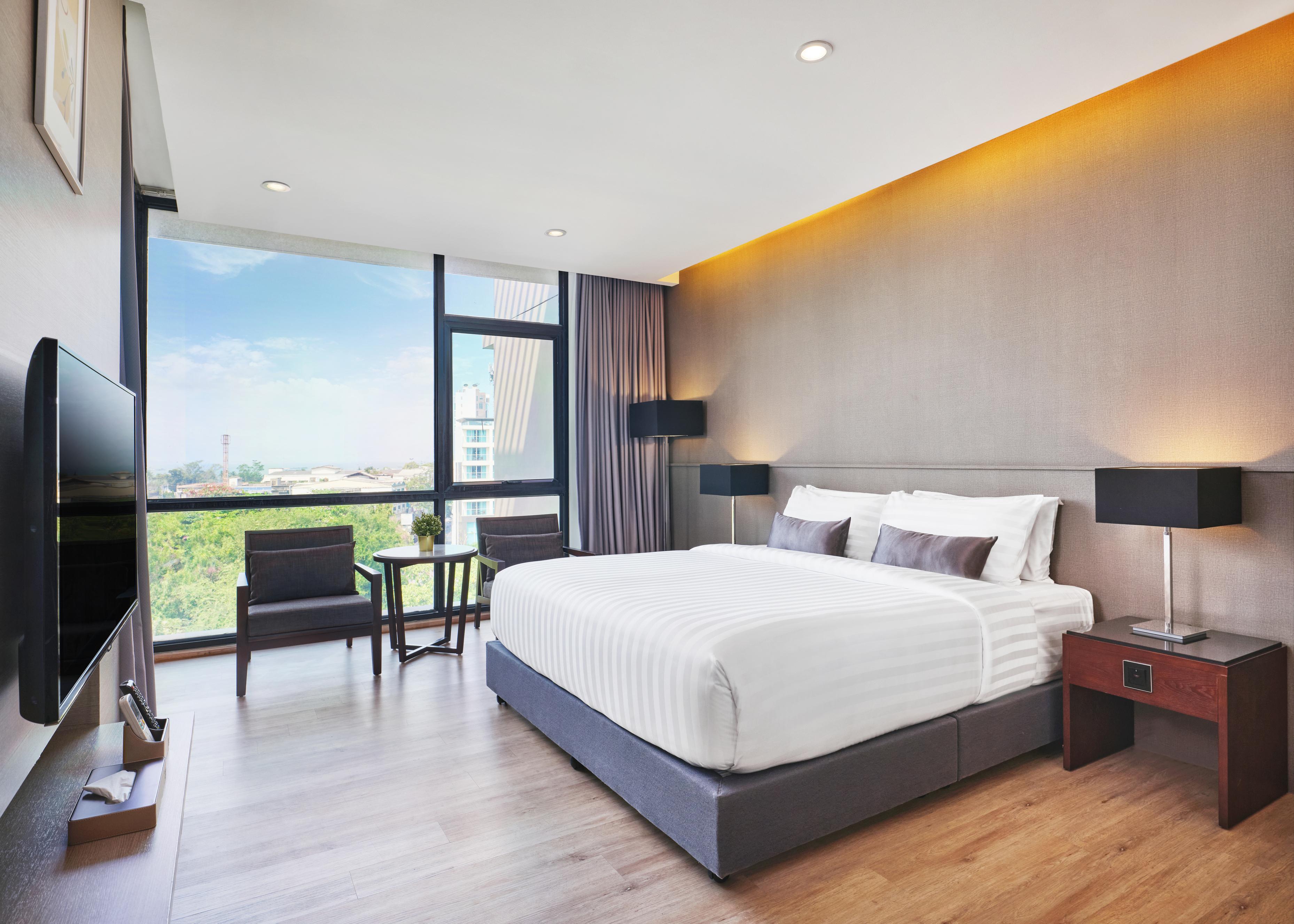 Altera And By At Mind 4* Pattaya