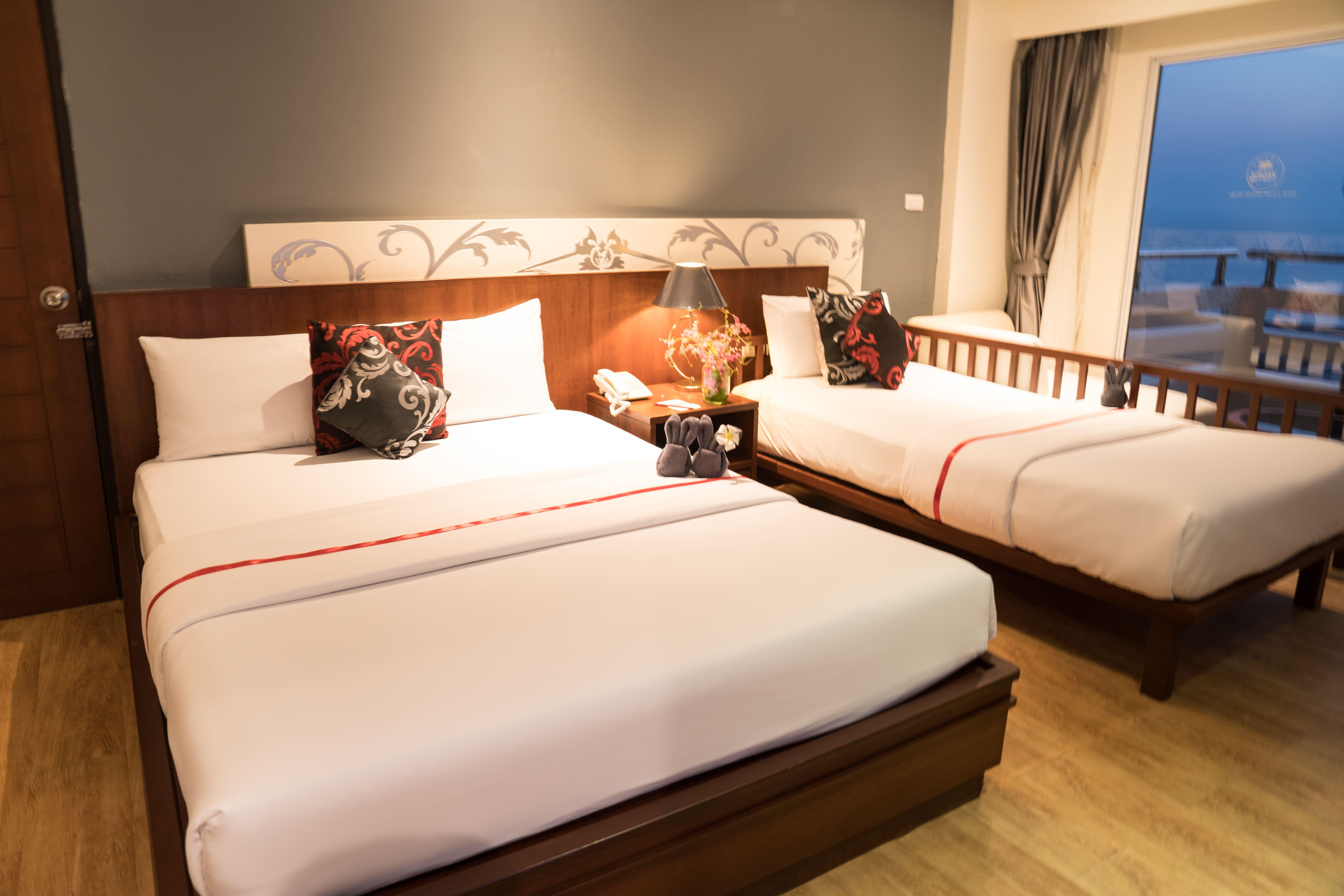Grand Palace - Sha Extra Hotel