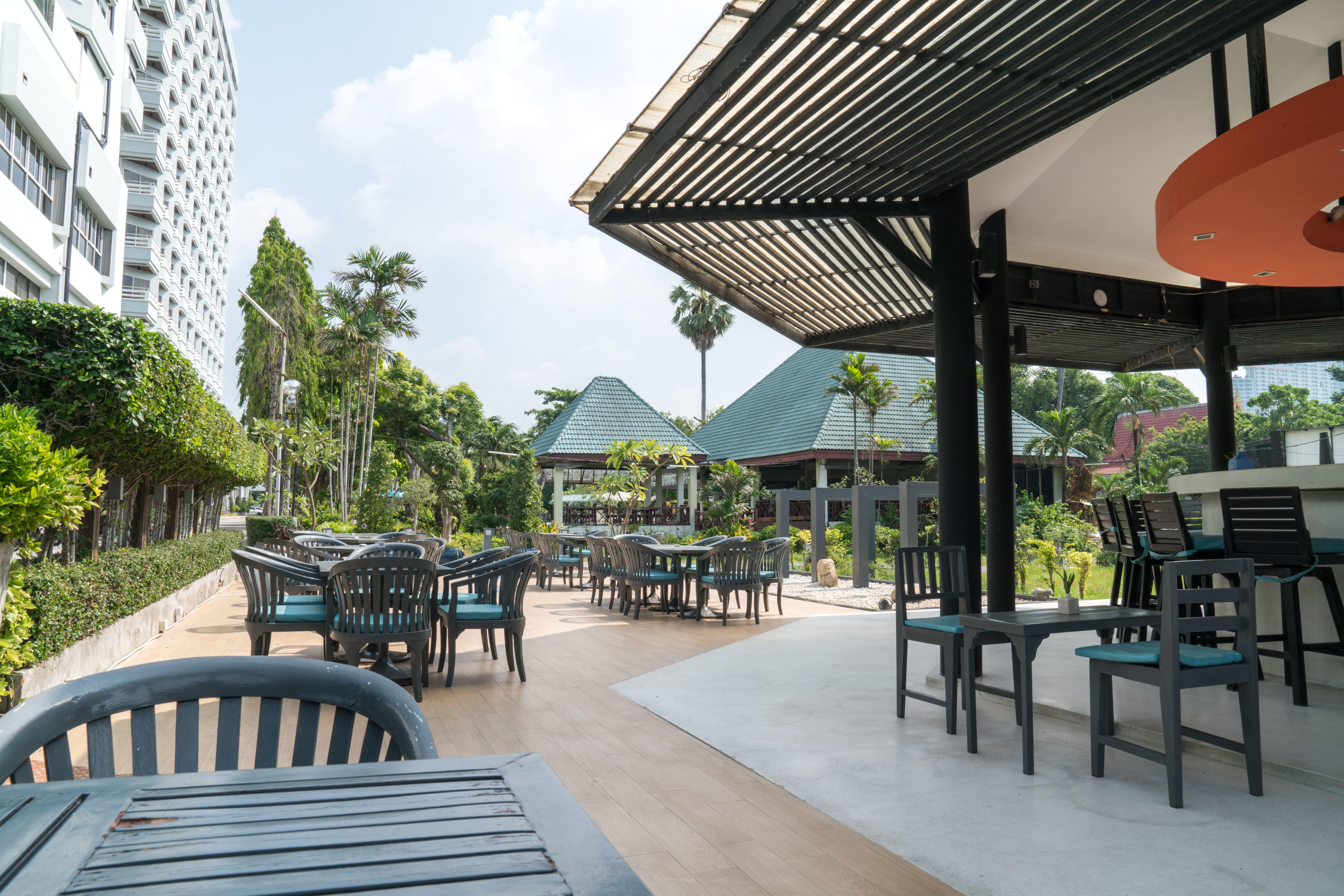 Grand Palace - Sha Extra Hotel 4*