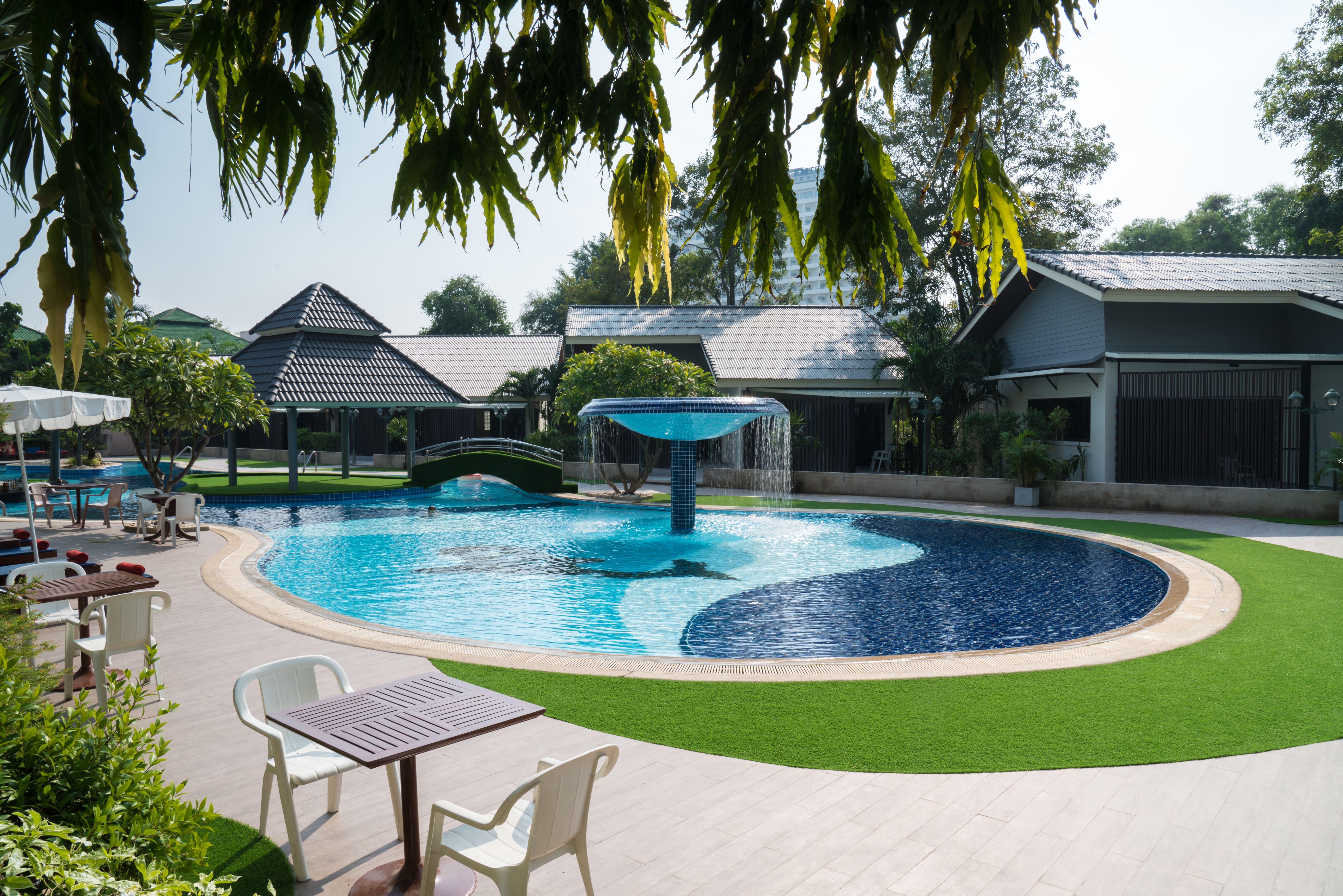 Grand Palace - Sha Extra Hotel