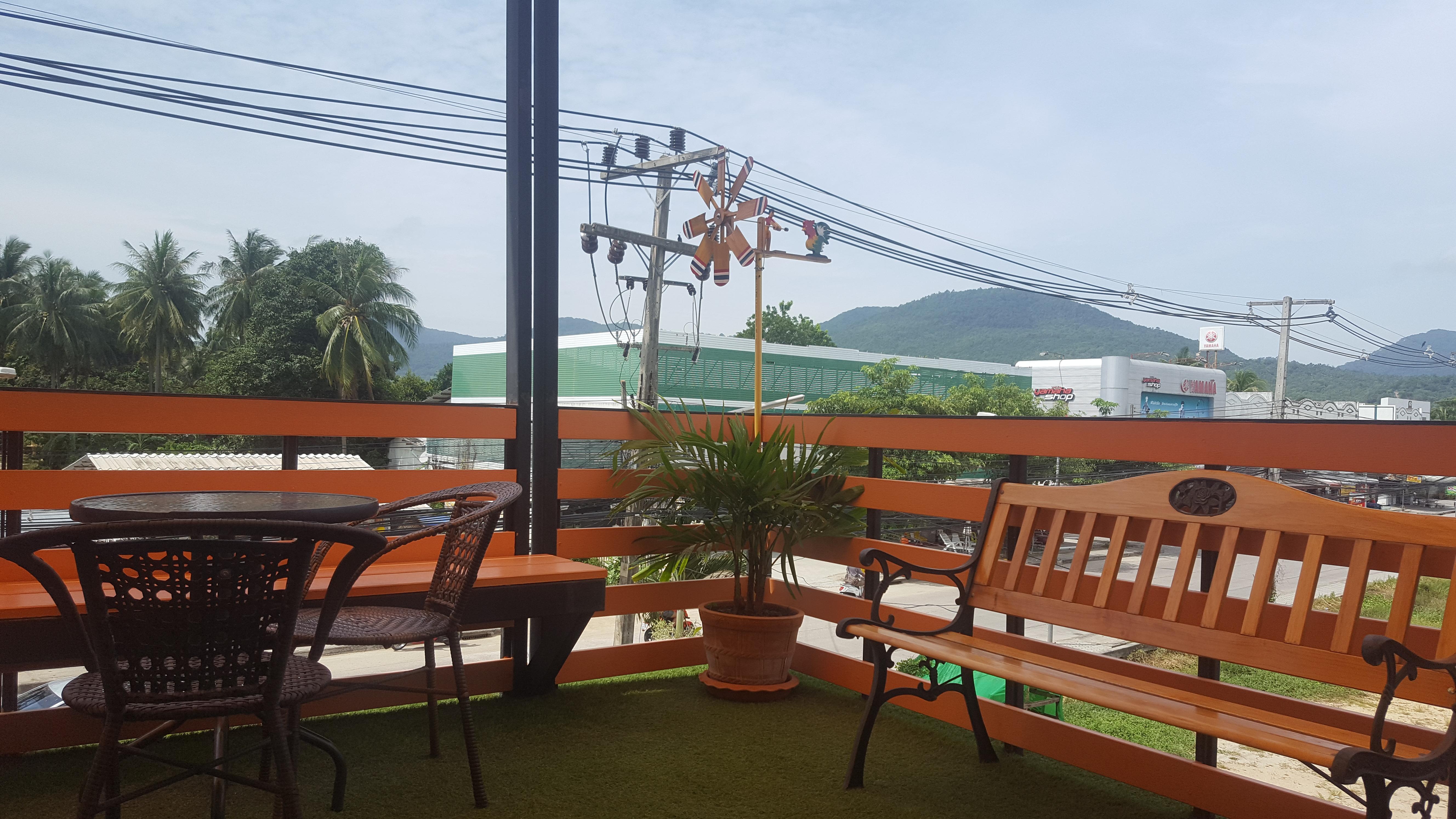 First And Frang - Koh Phangan Hotel