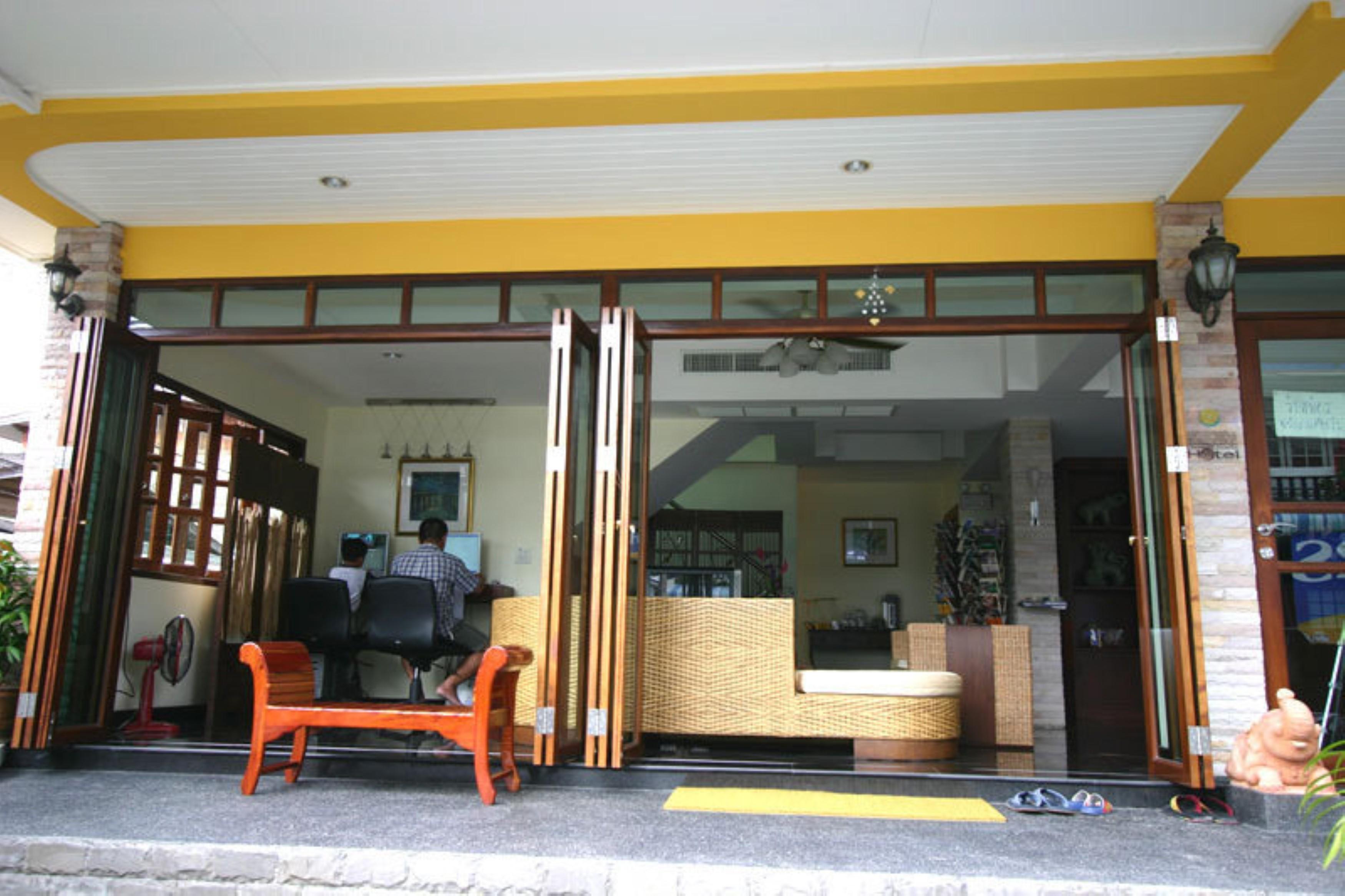 Hotel Chomsin ชมสินธุ์ Hua Hin