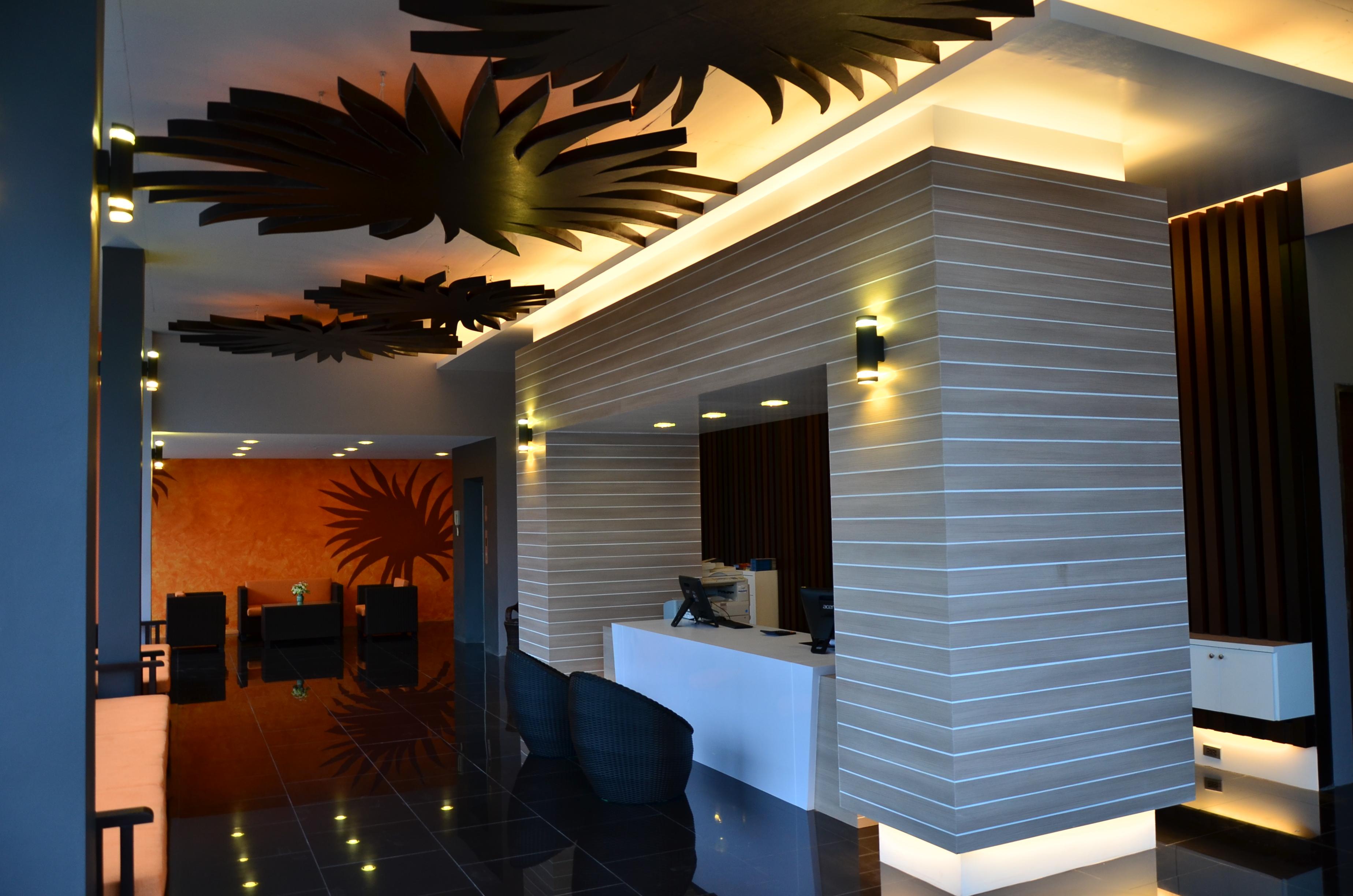 Noi Pool Hotel 4*
