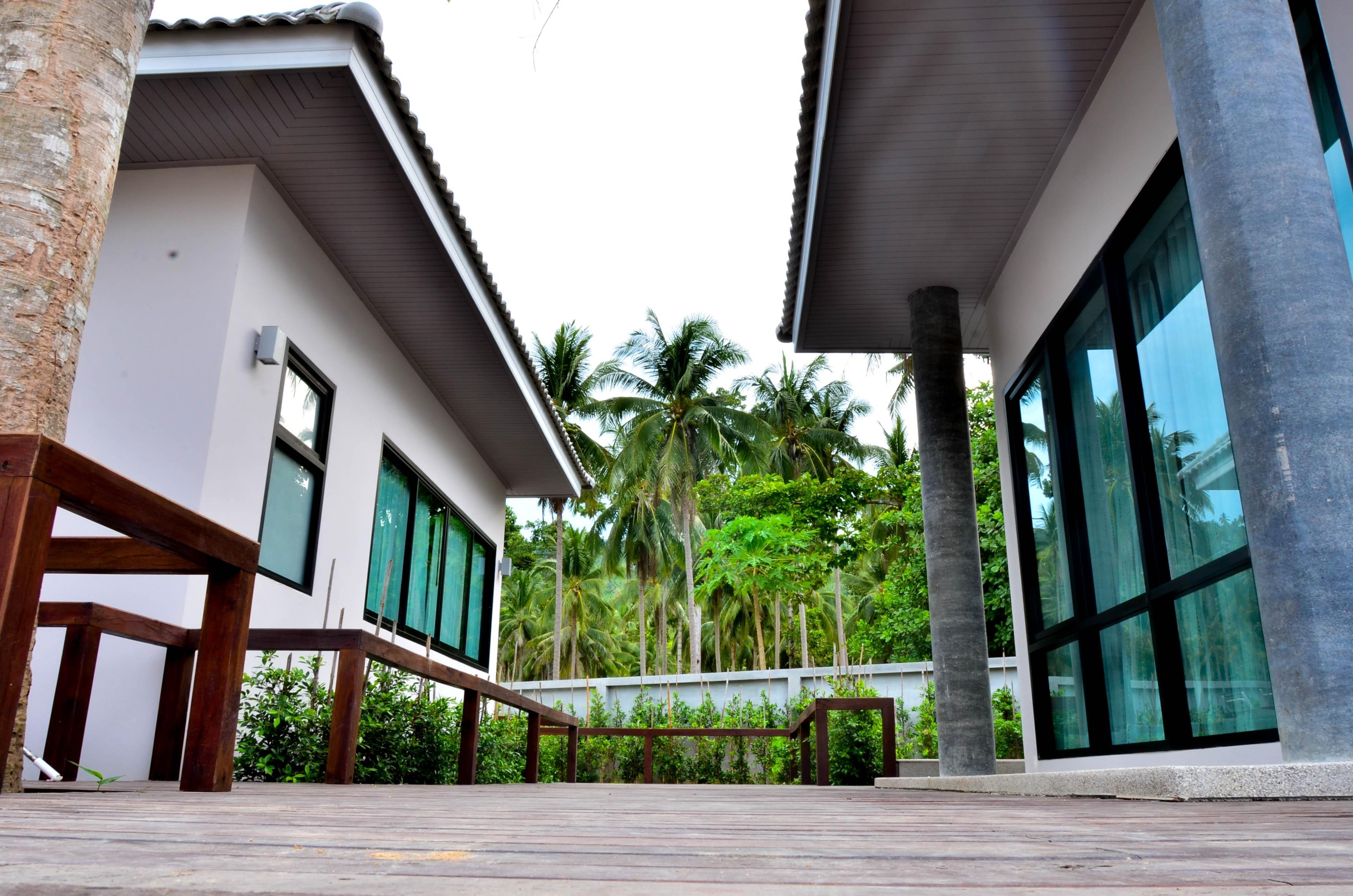 Noi Pool Hotel 4*