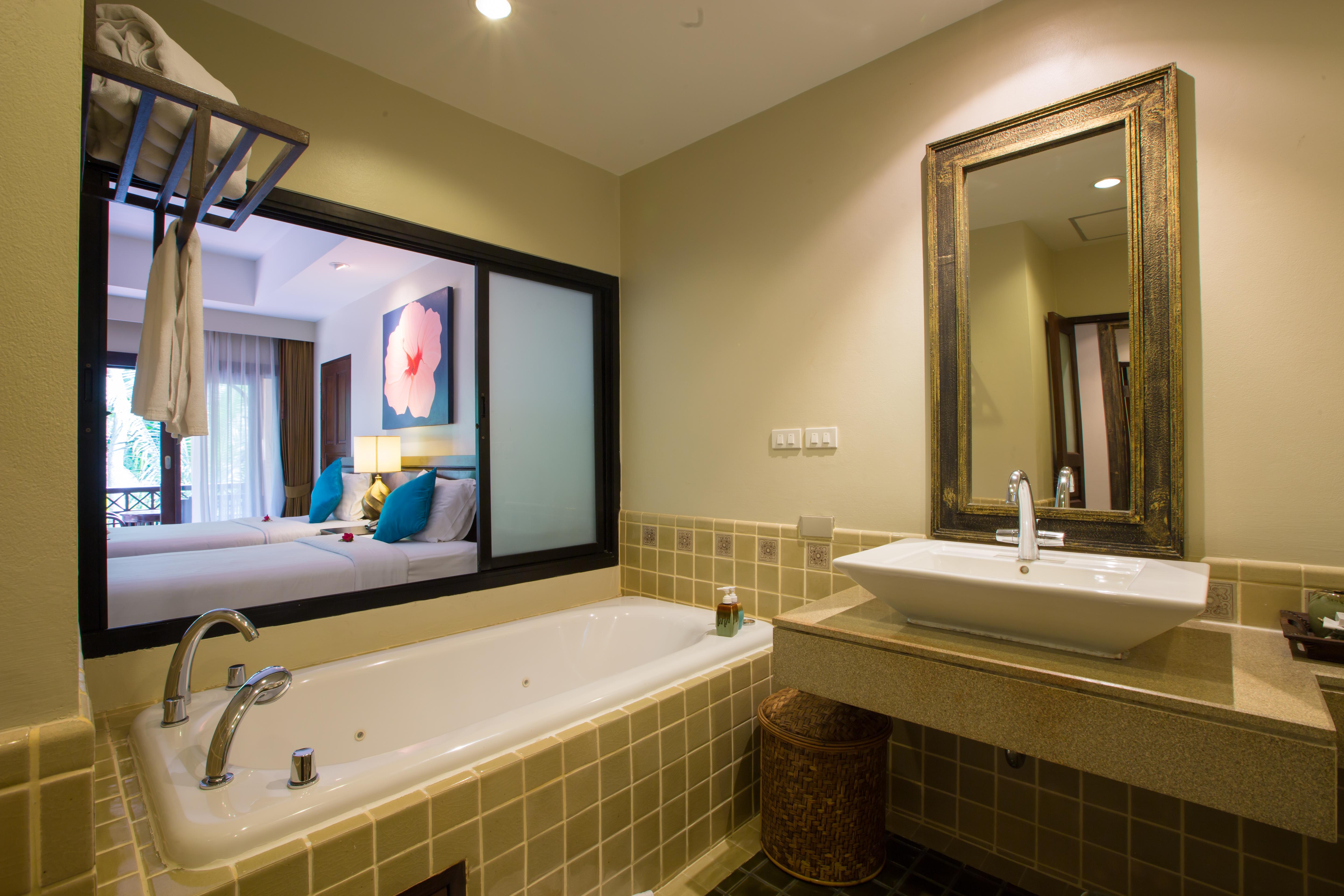 The Fair House & 4* Chaweng (Koh Samui)