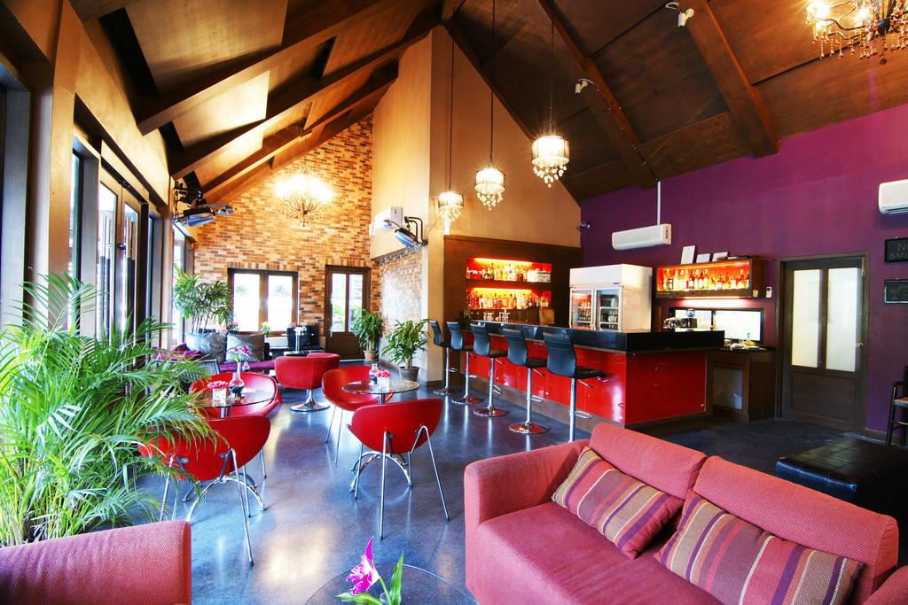 Laluna And Resort,