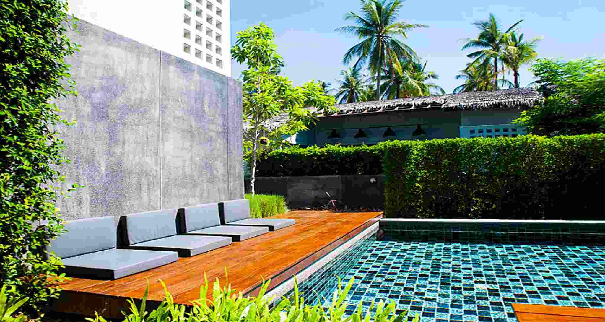 Hotel Baan Talay Pool