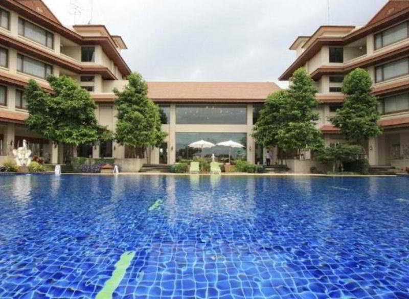 Resort The Imperial River House Resort,