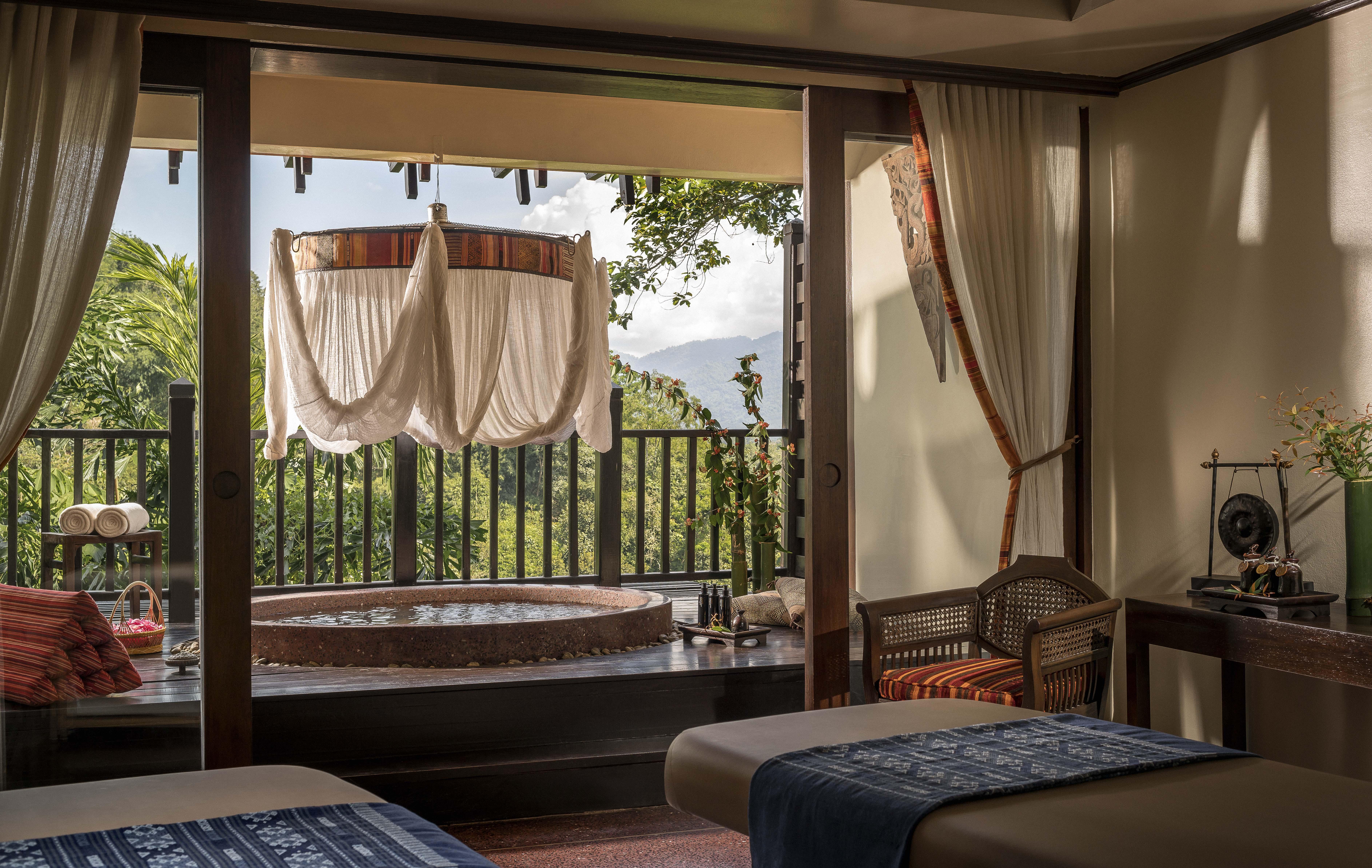 Anantara Golden Triangle Elephant Camp & 5*
