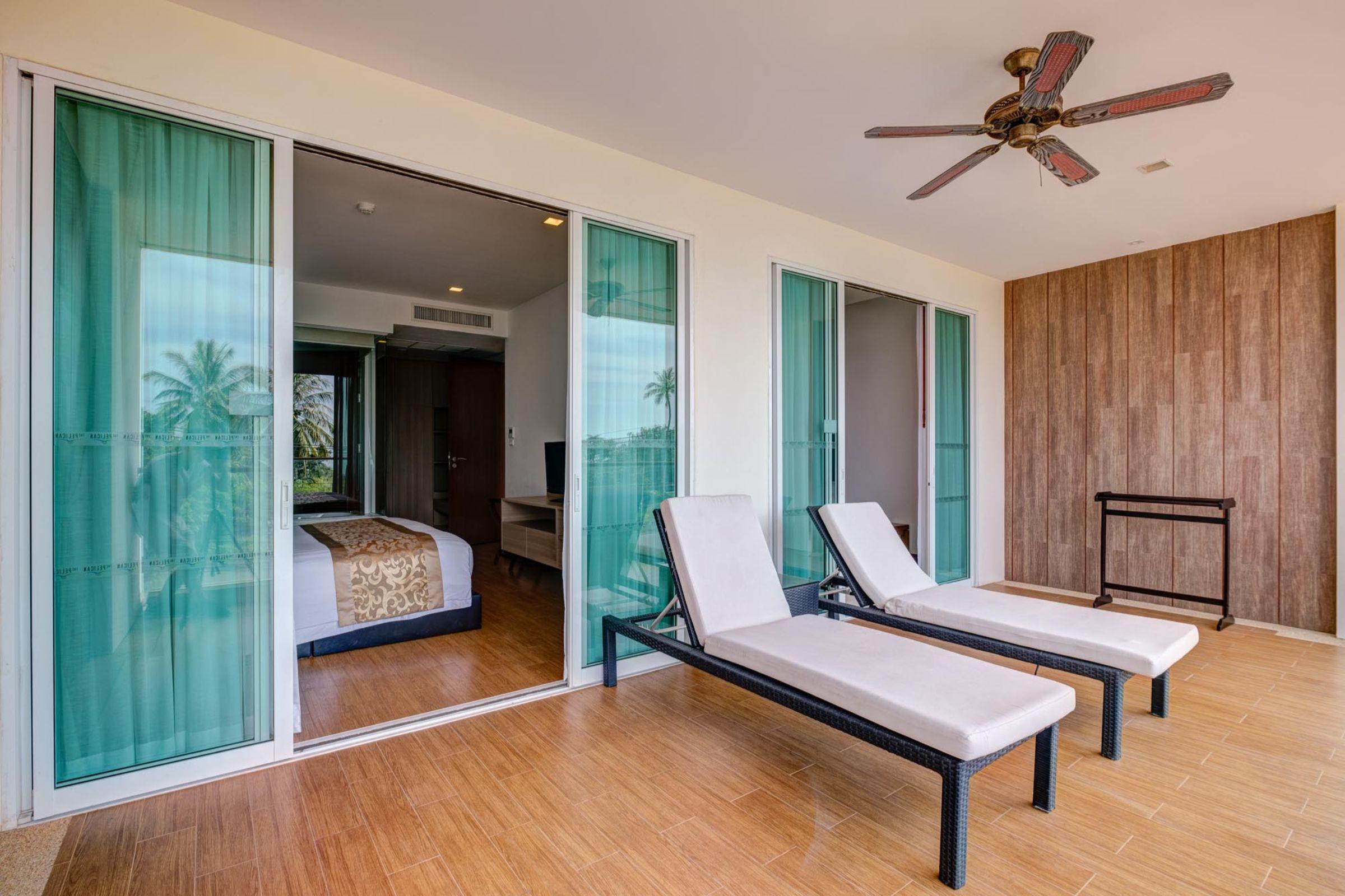 Aparthotel The Pelican 4*