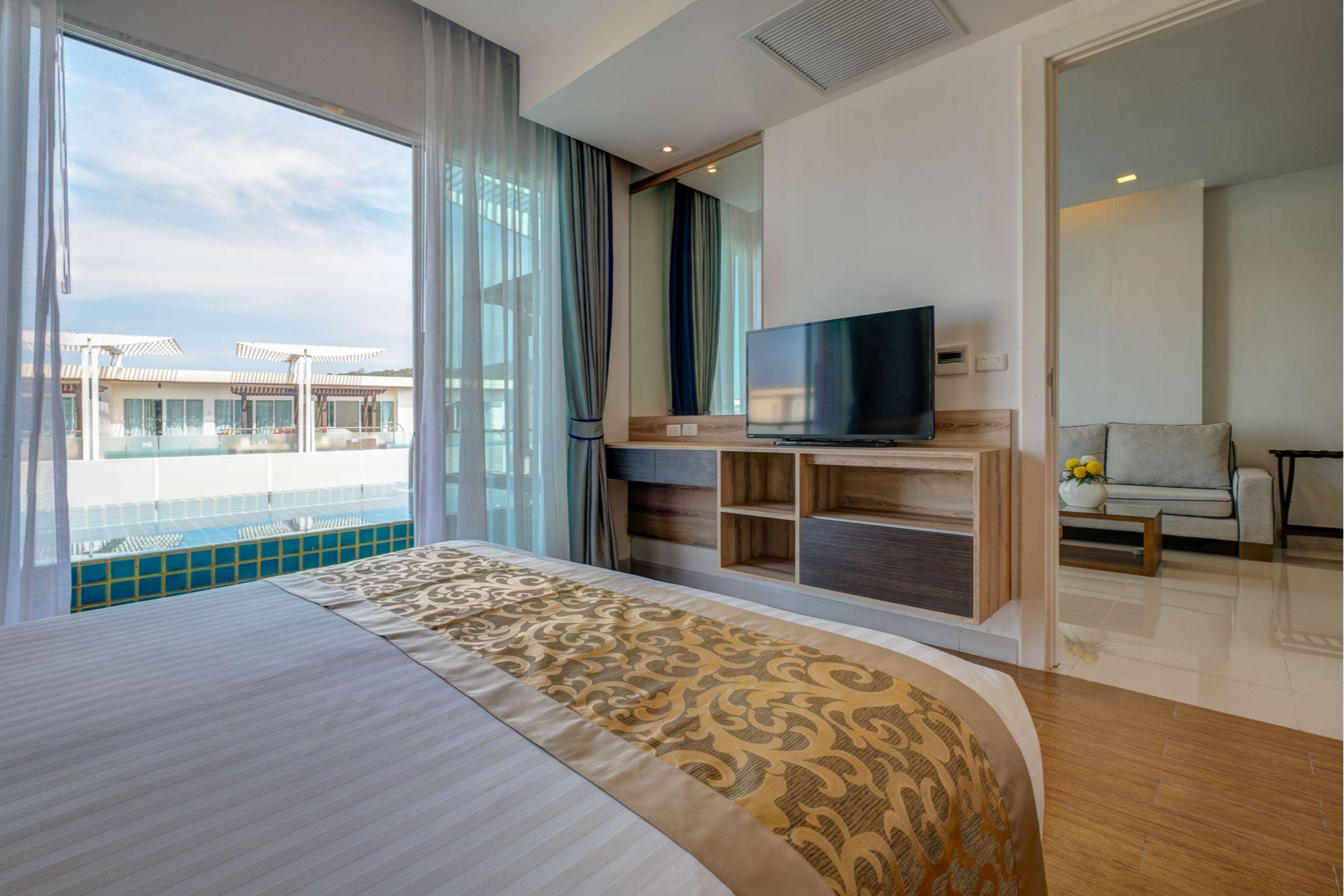 The Pelican 4*
